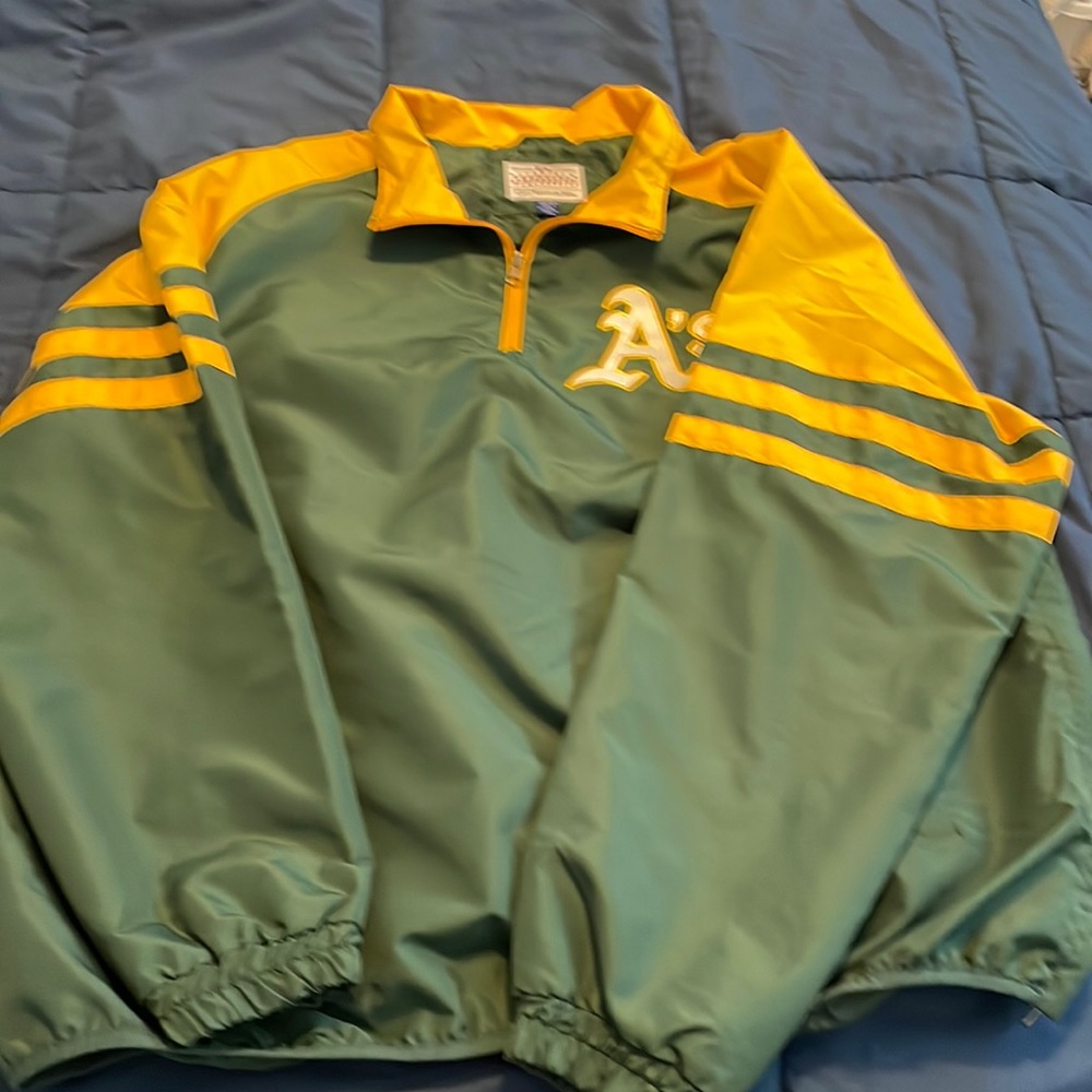 Vintage Oakland Athletics wear